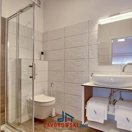 Met 9 Slaapkamers 4* Medulin